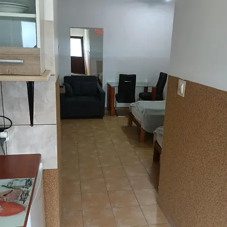 42 Quarto em Acomodações Particulares *